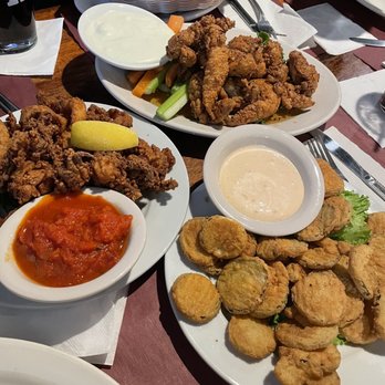 Lost Dog Pub - Calamari, fried pickles, honey habanero boneless wings - American Near Me - South Dennis, Massachusetts