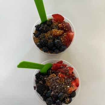 Acai Bar - Two berry me bowls with customization - Acai Bowls Near Me - Monrovia, California