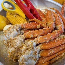 Bluewater Seafood - 290 - Crab legs