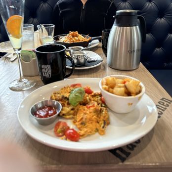 Hash Kitchen Arcadia - Breakfast & Brunch Near Me - Phoenix, Arizona