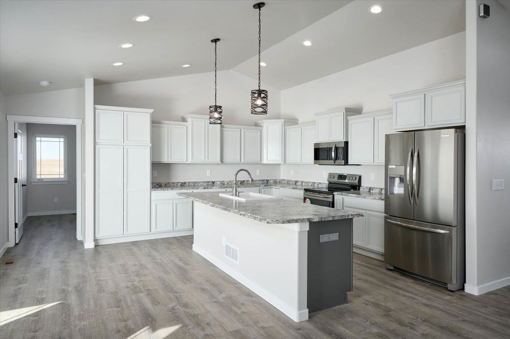 LEANING TREE HOMES Updated October 2024 24 Photos 1740 Dell Range