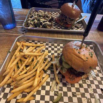 Represa Grill by Chef William Hartzell - Old Folsom Burger and fries - Burgers Near Me - Folsom, California Represa Grill by Chef William Hartzell - Old Folsom Burger and fries - Burgers Near Me - Folsom, California