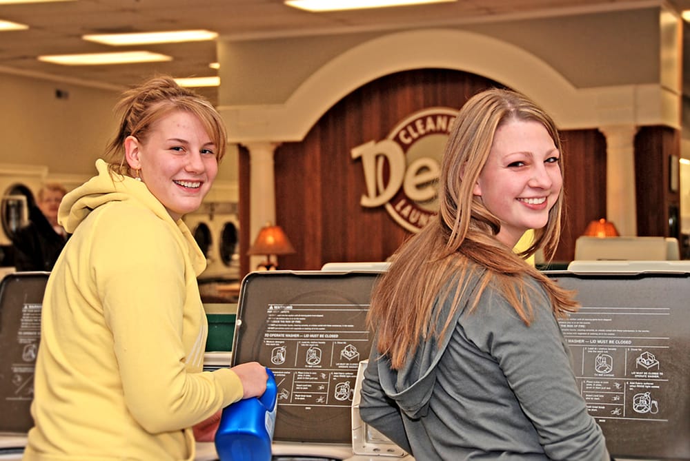 DEE’S CLEANERS & LAUNDROMAT Updated September 2024 12 Photos & 21