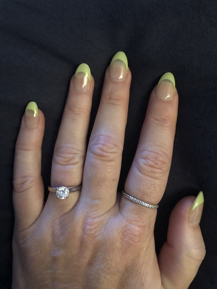 FABULOUS NAILS Updated October 2024 12 Reviews 2073 W Wayzata