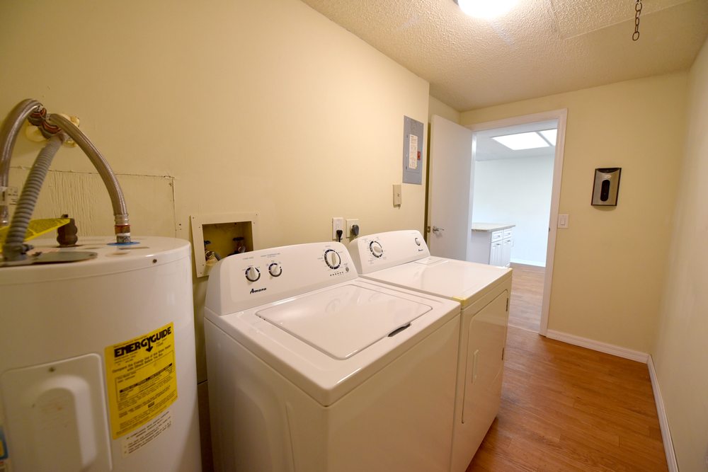 MANGO WAY APARTMENTS Updated September 2024 28 Photos 1700 NE 8th