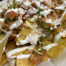 Mucho Loco - Chicken nachos