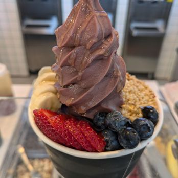 Banan - The Amazon bowl! - Ice Cream & Frozen Yogurt Near Me - San Francisco, California Banan - The Amazon bowl! - Ice Cream & Frozen Yogurt Near Me - San Francisco, California