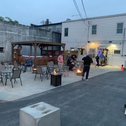 Isaac's Sports Bar & Grill
