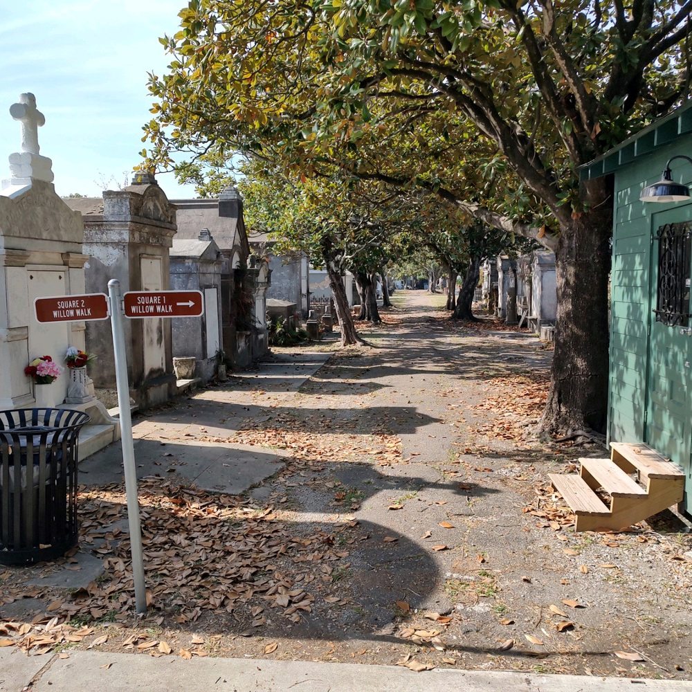French Quarter Phantoms - Lafayette Cemetery No. 1 - Historical Tours Near Me - New Orleans, Louisiana French Quarter Phantoms - Lafayette Cemetery No. 1 - Historical Tours Near Me - New Orleans, Louisiana
