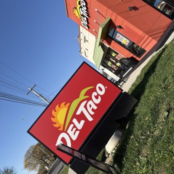 Del Taco - Breakfast & Brunch Near Me - Columbus, Ohio