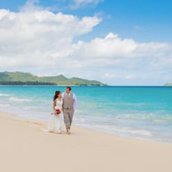 Capt. Howie's Weddings in Hawaii