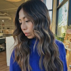 Blackbird Salon - Devin is a true artist. Blackbird salon is not only aesthetically pleasing but the people are friendly and professional!