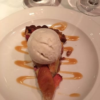 Orto - Peach Tart with Vanilla Bean Ice Cream - Italian Near Me - Miller Place, New York
