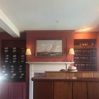 King Eider's Pub - Pubs Near Me - Damariscotta, Maine