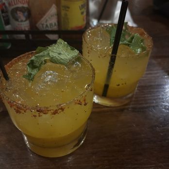 Parrain's Seafood - Non-alcoholic mango spritzers - Southern Near Me - Baton Rouge, Louisiana