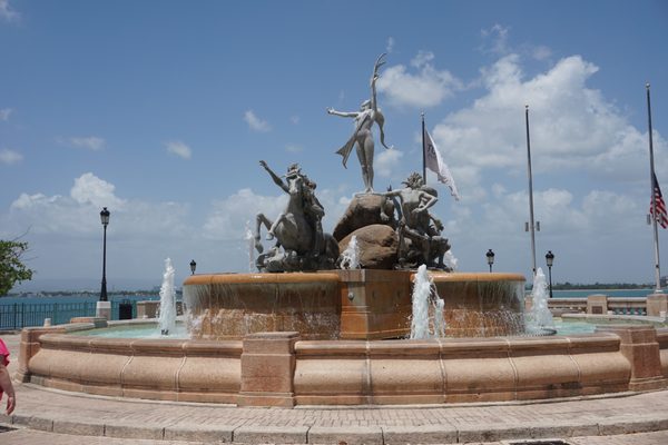 Paseo de la Princesa by null