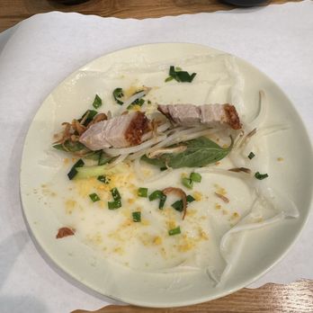 Quan Nhii - Add your toppings - Vietnamese Near Me - Westminster, California