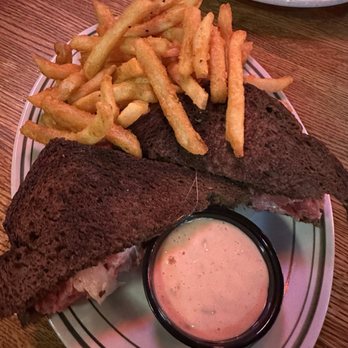 Grandma’s Saloon & Grill - Canal Park - Sweet Potato Fries - American Near Me - Duluth, Minnesota
