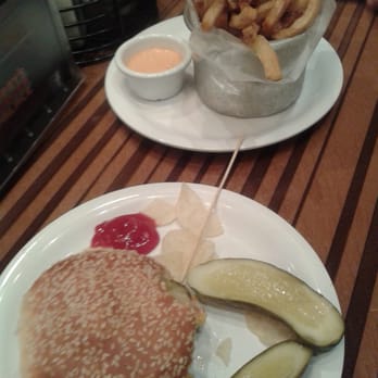 The Cheesecake Factory - Desserts Near Me - Hackensack, New Jersey