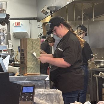 Wingstop - Chicken Wings Near Me - Lenoir City, Tennessee