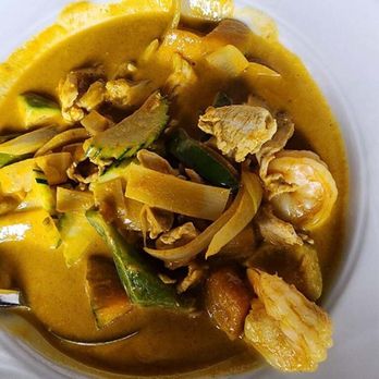 Thai Hut - Triple combo curry - Thai Near Me - Provo, Utah