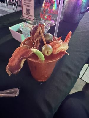 Suzy Wong's Drag’n Brunch by null