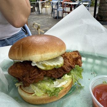 Banzai Burger - That sauce made the chicken sandwich taste pretty good, otherwise it reminded me of cafeteria meat - Burgers Near Me - Honolulu, Hawaii