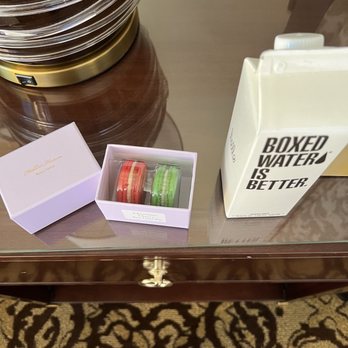 Grand Reserve - So if there's two people you get to share a luxury water and gotta cut the macaroons in half what a joke - Hotels Near Me - Napa, California Grand Reserve - So if there's two people you get to share a luxury water and gotta cut the macaroons in half what a joke - Hotels Near Me - Napa, California