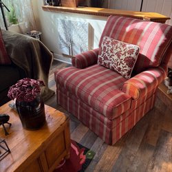 Howard's Custom Upholstery