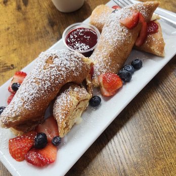 Brunch Point - Stuffed Rolled Pancake Roll - Breakfast & Brunch Near Me - Vista, California Brunch Point - Stuffed Rolled Pancake Roll - Breakfast & Brunch Near Me - Vista, California