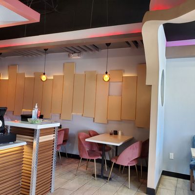 Noodls Bar & Dumpling by null