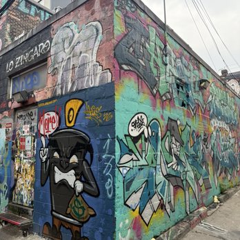Graffiti Alley - Public Art Near Me - Toronto, Ontario