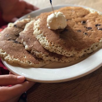 Mt Baldy Lodge - Chocolate chip pancakes - American Near Me - Mount Baldy, California