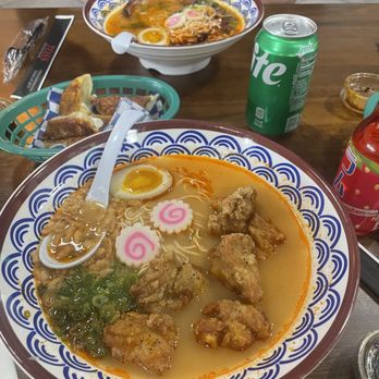 Toss Fried chicken And Ramen - Spicy Tonkotsu Ramen - Ramen Near Me - Tucson, Arizona Toss Fried chicken And Ramen - Spicy Tonkotsu Ramen - Ramen Near Me - Tucson, Arizona