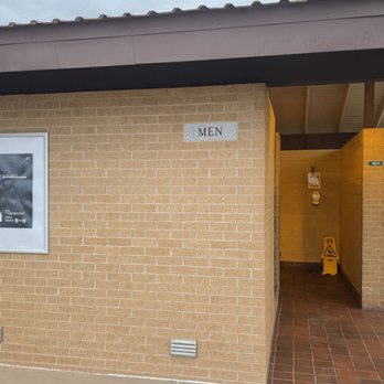 Haskell County Rest Area - Men's room - Rest Stops Near Me - Haskell, Texas