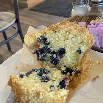 Graze - Blueberry streusel muffin - Breakfast & Brunch Near Me - Thayne, Wyoming
