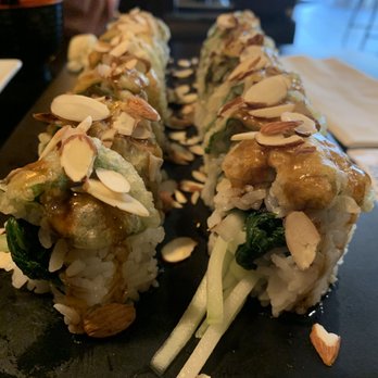 Birmingham Sushi Cafe - Spinach roll (no creamy sauce) - Sushi Bars Near Me - Birmingham, Michigan