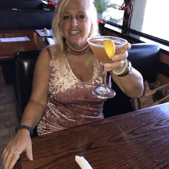 Mo Bay Grill - Caribbean Near Me - Sebastian, Florida