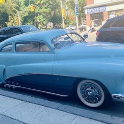 The Town Of Morristown - Beautiful Historic car on South Street!
