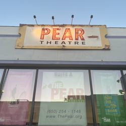 The Pear Theatre - Checking in for Noises Off!
