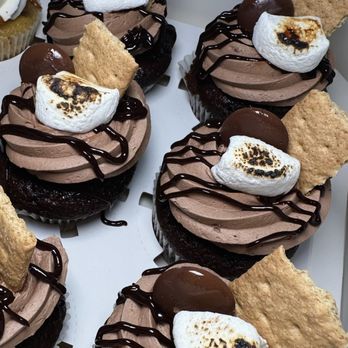 Cake & Not Cake - Cupcakes - Desserts Near Me Cake & Not Cake - Cupcakes - Desserts Near Me