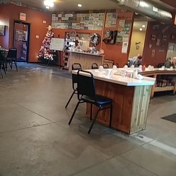 Route B Cafe - the interior of the restaurant - Cafes Near Me - Boonville, Missouri