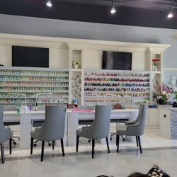 Posh Nail Boutique - Inside