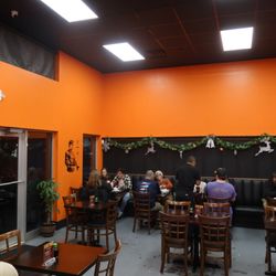 Reeko’s Sushi & Thai Cuisine - Interior, 1