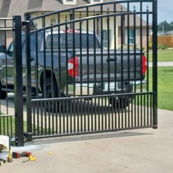Tri Parish Fence - Aluminum Gate - Fences & Gates Near Me Tri Parish Fence - Aluminum Gate - Fences & Gates Near Me