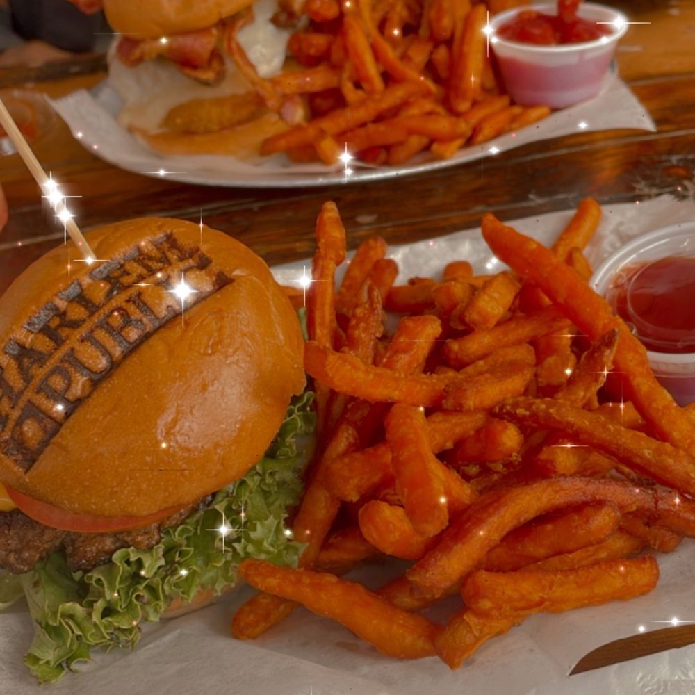 Harlem Public - BYO Beef Burger - New American Near Me - New York, New York Harlem Public - BYO Beef Burger - New American Near Me - New York, New York