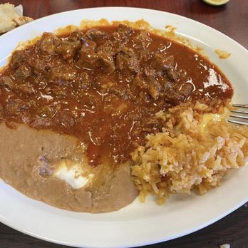 Fernando's Restaurant - Lame excuse for carne guisada - Mexican Near Me - Pharr, Texas
