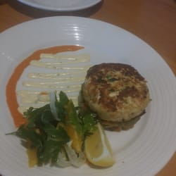 Pinstripes - Crab cakes!