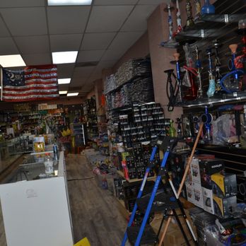 1. Legend Smoke Shop