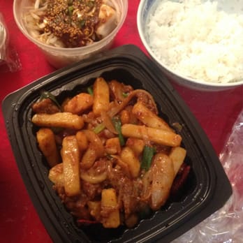 Lotus Xpress - Carry-out Szechuan Beef and Szechuan Spicy Wontons - Asian Fusion Near Me - Somerville, Massachusetts